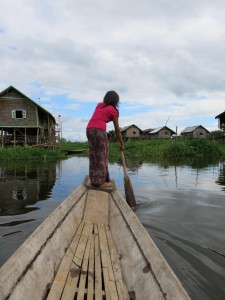 transporte tradicional lago inle myanmar