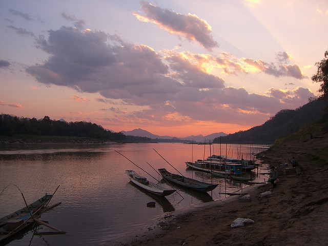Sunset over the Mekong River, near Luang Prabang, Laos, Photo: Jason Devitt/Flickr