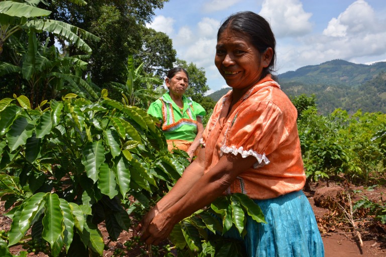Women from a climate-smart village in Guatemala. Photo: J.L.Urrea (CCAFS)